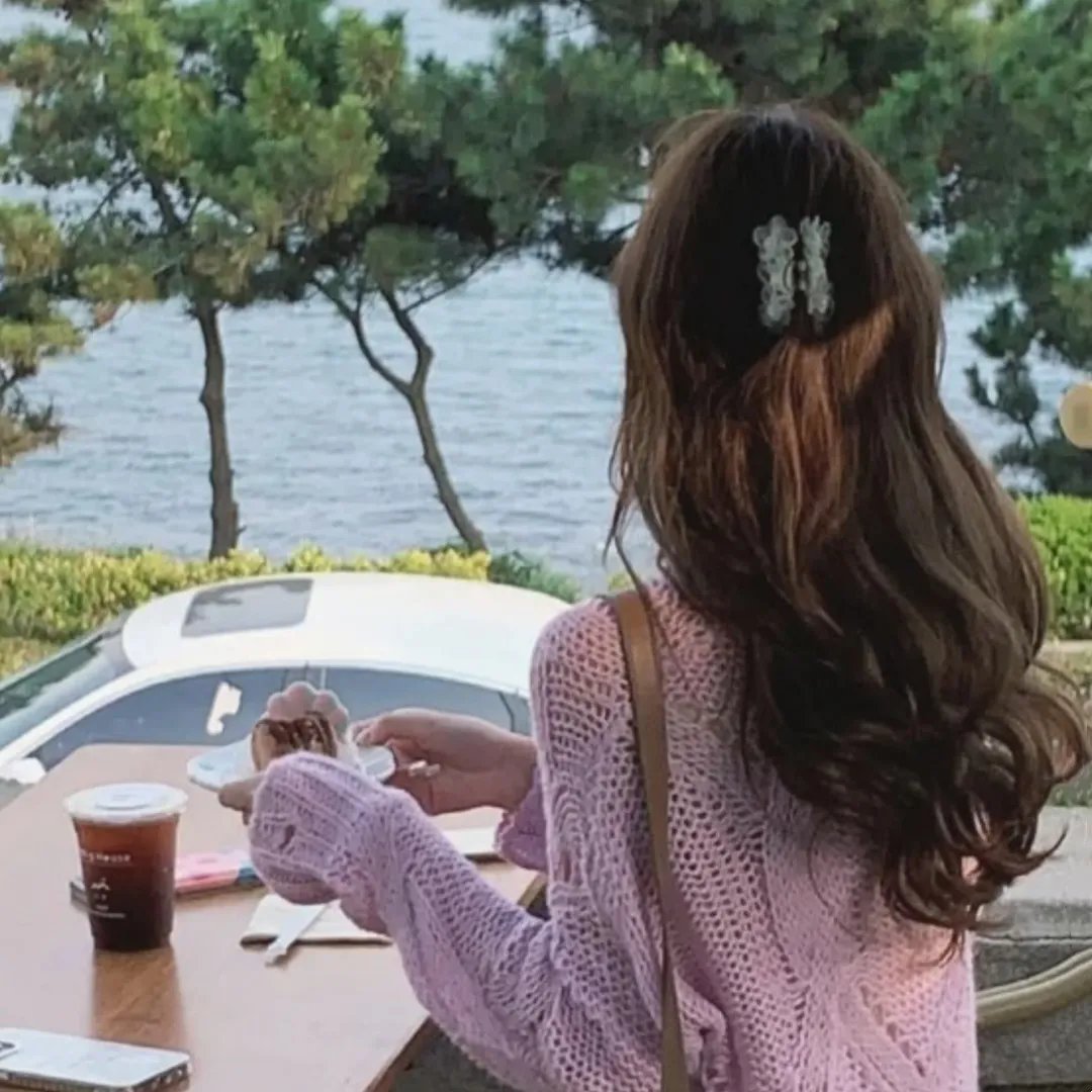 三朵花 高清封面